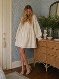 Somel | Vestido Mini de Manga Larga con Escote en V y Encaje