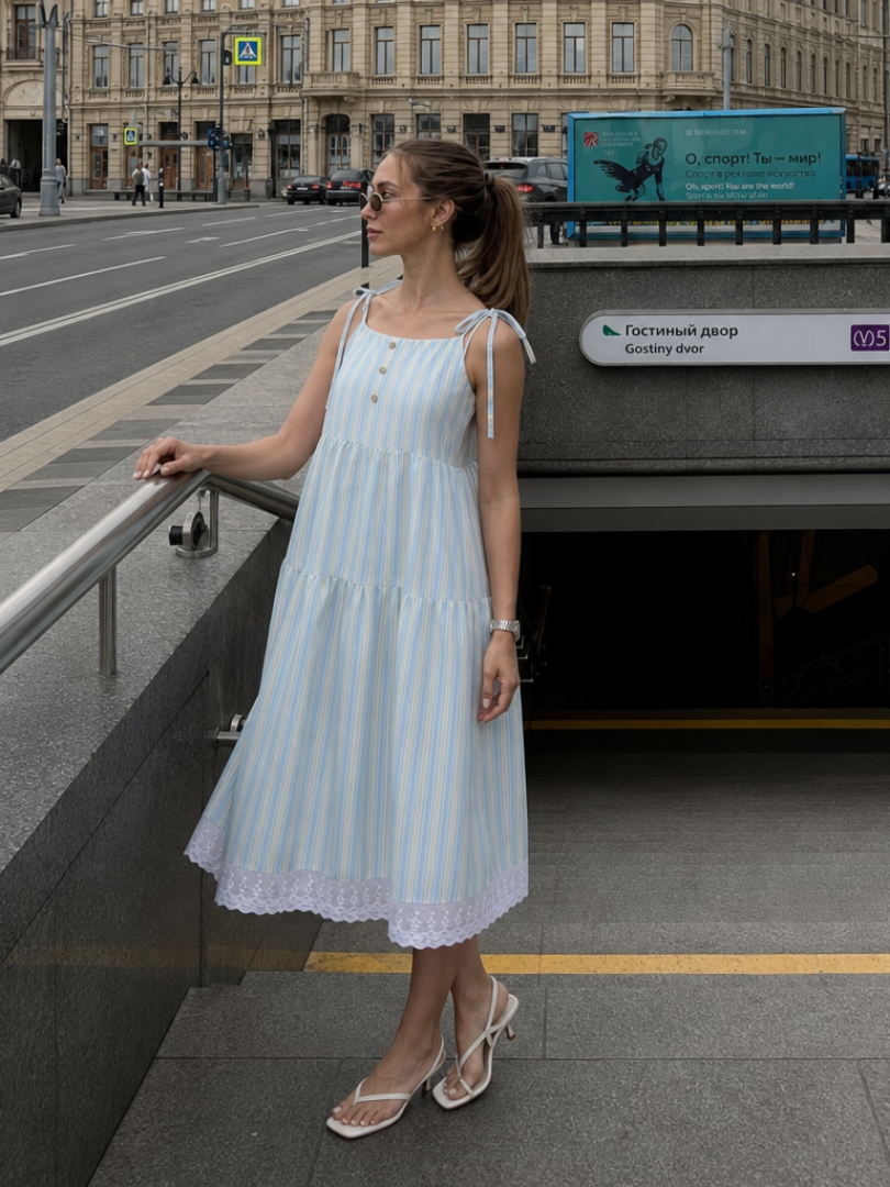 Nathalia | Vestido Midi sin Mangas con Tirantes de Lazo y Patrón de Rayas