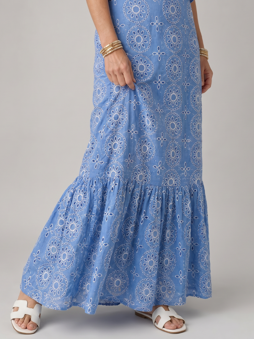 Alure | Vestido Midi Sin Mangas con Detalle de Volantes